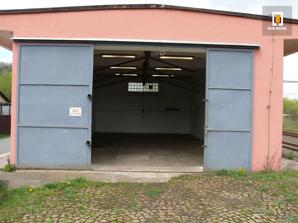 Pronájem skladového prostoru 85 m²